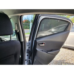Tendine parasole per Mazda 2 Berlina 2 volumi 5 porte (2014–oggi)