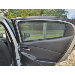 Napellenzők Mazda 2 ferdehátú 5 ajtós (2014–napjainkig)