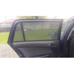 Sluneční clony pro Opel Astra H Kombi (2004–2014)