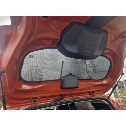 Aurinkosuojasarja Dacia Spring (vuodesta 2024)